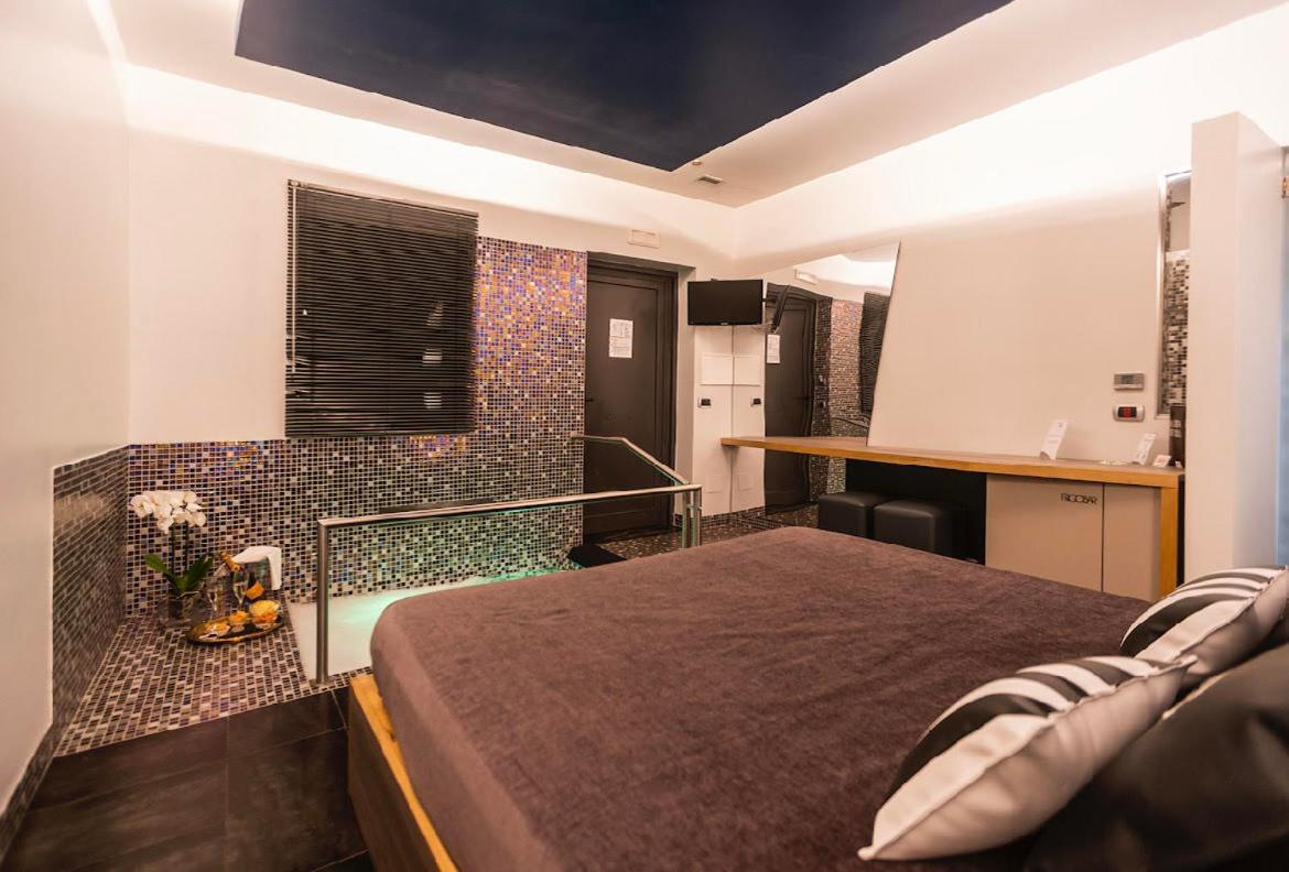 Hotel Tiro A Volo Pozzuoli Ngoại thất bức ảnh