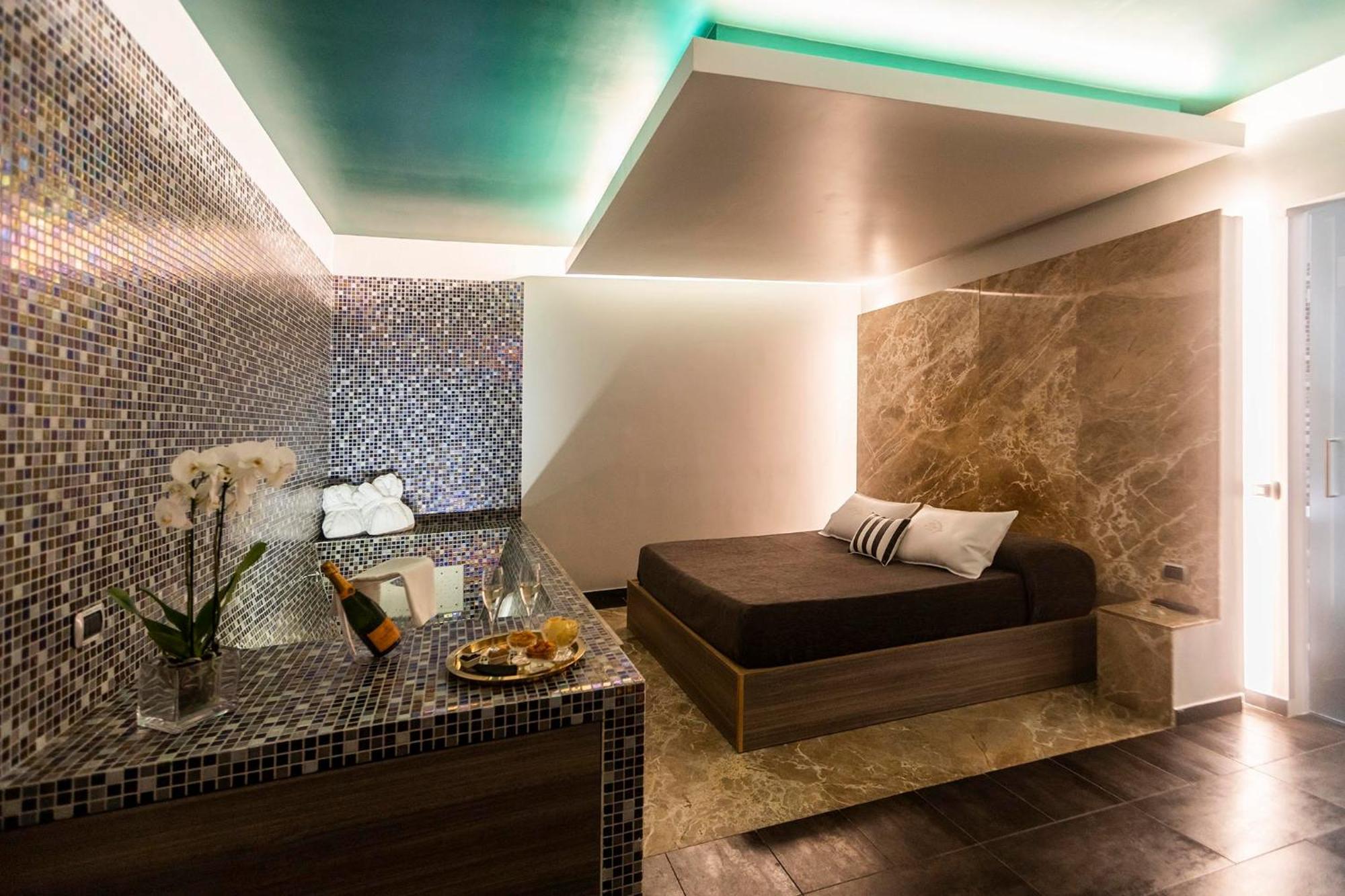 Hotel Tiro A Volo Pozzuoli Ngoại thất bức ảnh