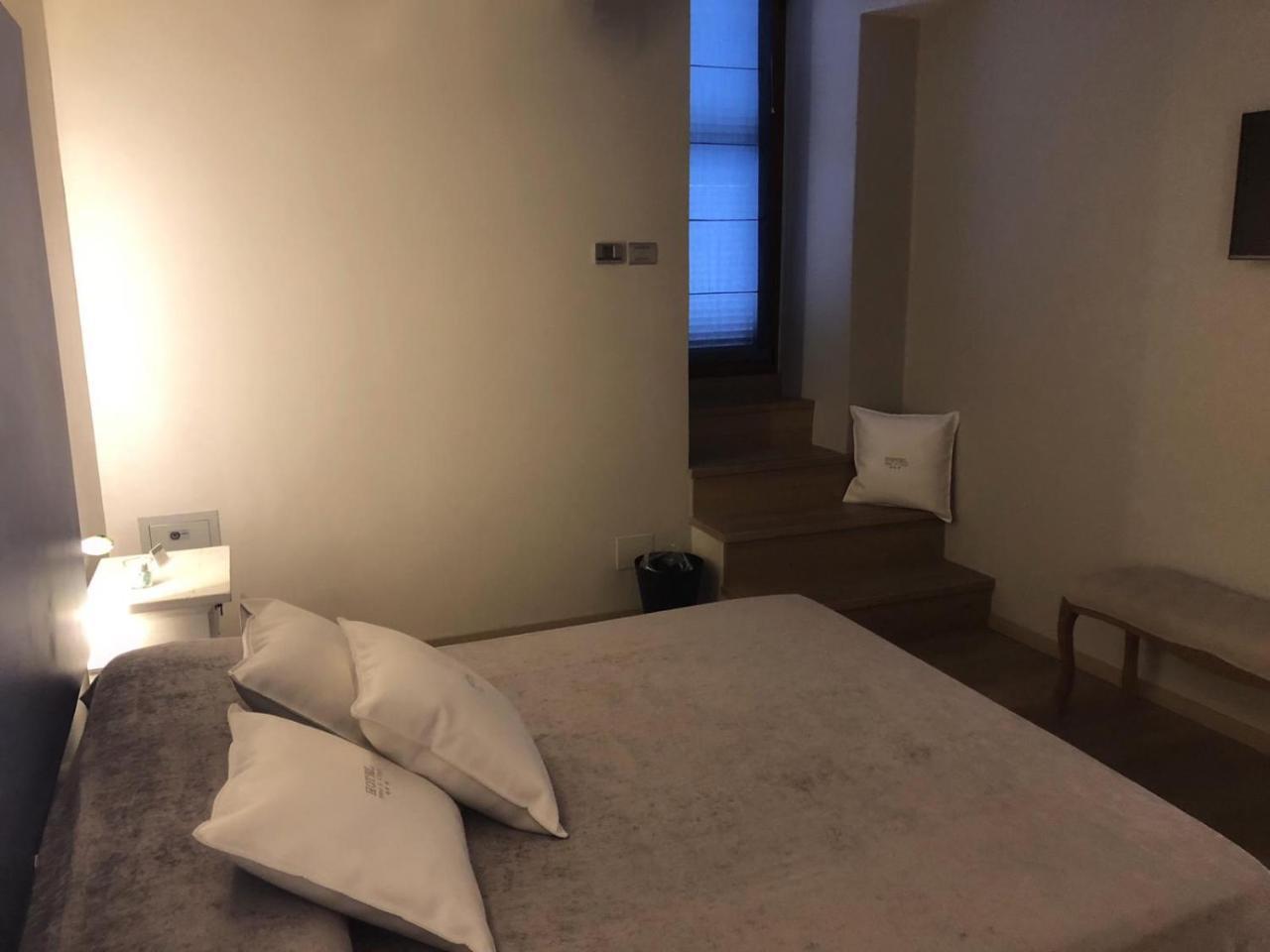 Hotel Tiro A Volo Pozzuoli Ngoại thất bức ảnh